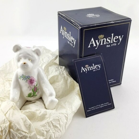 Aynsley Wild Tudor Teddy Bear Figurine English Fine Bone China Original With Box - Picture 9 of 14